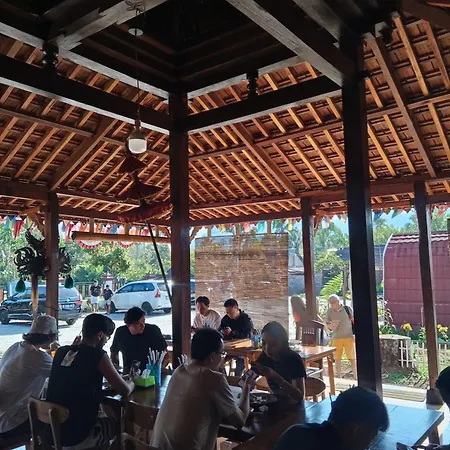 Indah Damai Cottages Sidomukti Chambre photo